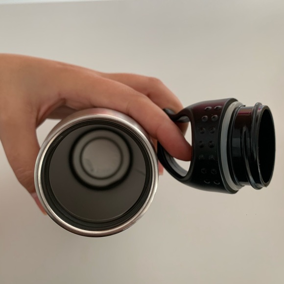 Flask - Picture 3 of 3